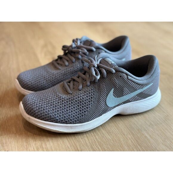 Nike Shoes - Size 7.5 - Nike Revolution 4 Ocean Bliss Women's Sneakers